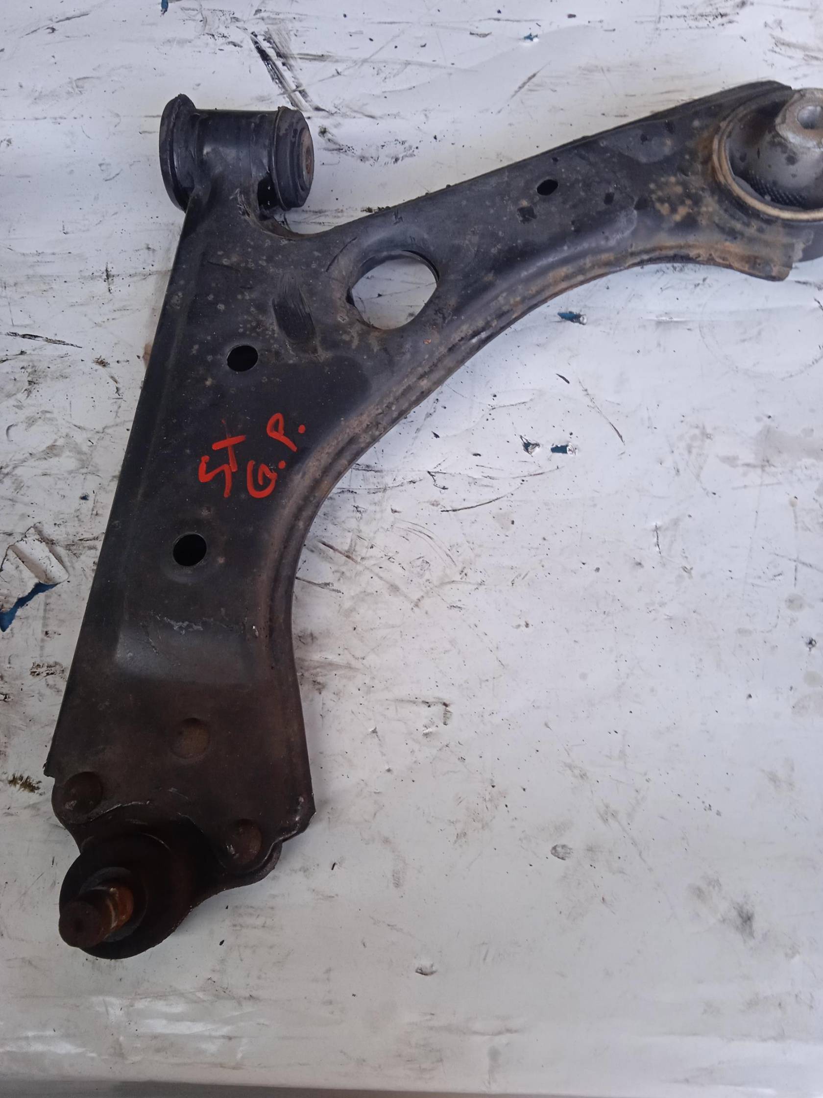 Braccio oscillante sosp. ant. sx.